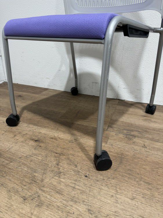 オカムラRETE(レーテ)シリーズ スタッキングチェア 商品画像5