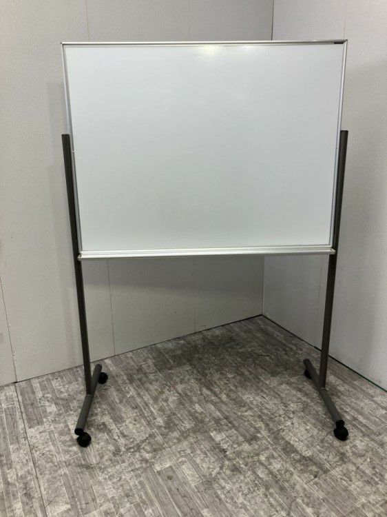馬印脚付片面ホワイトボード 商品画像1