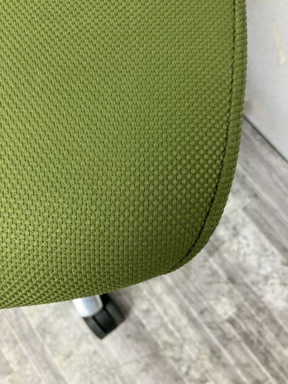 コクヨINSPINE（インスパイン）チェア 可動肘付インスパインチェア 商品画像5