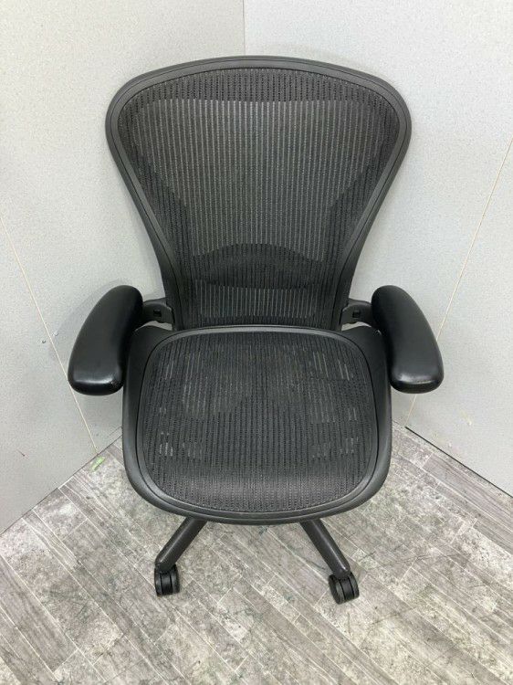 HermanMiller（ハーマンミラー）アーロンチェア 可動肘付アーロンチェア 商品画像3