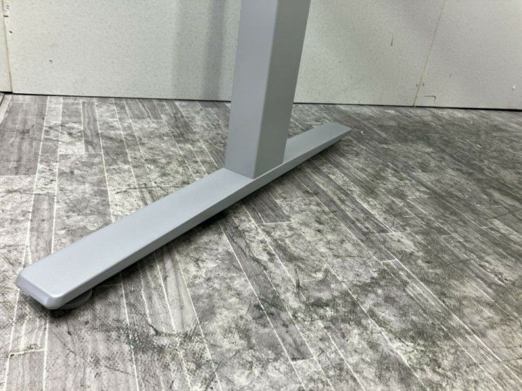 オカムラSwift(スイフト)シリーズ 電動昇降式1800ミーティングテーブル 商品画像7