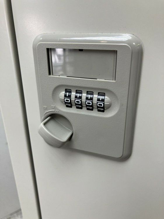 プラスダイヤル式1人用ロッカー 商品画像4