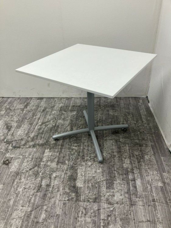 750角テーブル 商品画像1