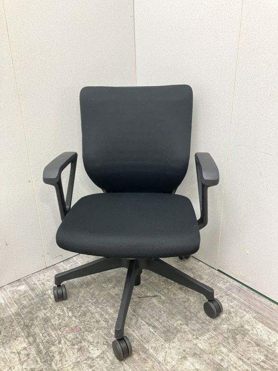 イトーキエピオス（EPIOS）チェア 固定肘付エピオスチェア 商品画像2