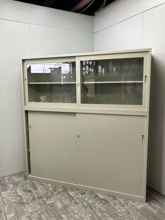 SEIKO FAMILY（生興） ガラス引違い・引違い上下書庫 商品画像1