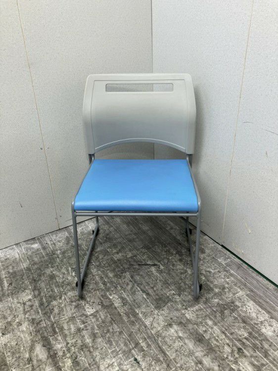 コウエキスタッキングチェア 商品画像2