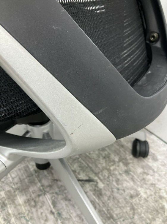 オカムラ可動肘付バロンチェア 商品画像10