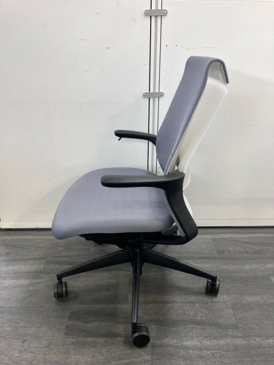 コクヨM4チェア 固定肘付M4チェア 商品画像3