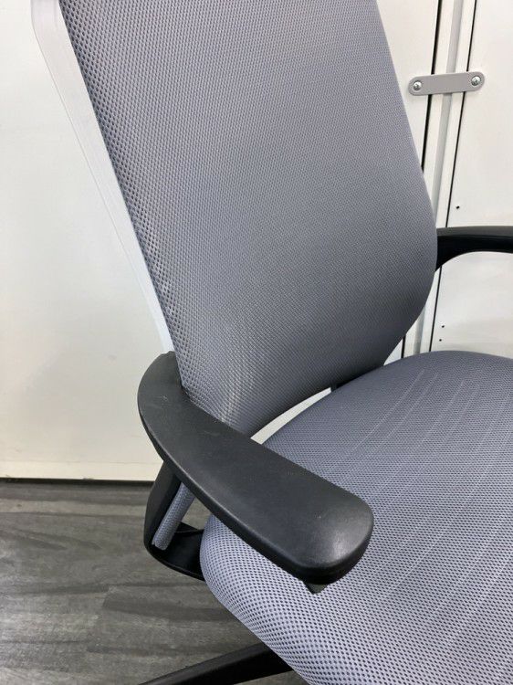 コクヨM4チェア 固定肘付M4チェア 商品画像11