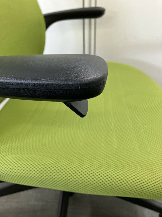 コクヨM4チェア 固定肘付M4チェア 商品画像6