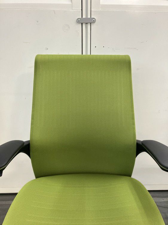 コクヨM4チェア 可動肘付M4チェア 商品画像7