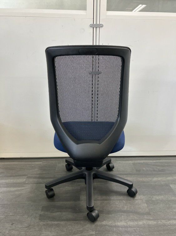 イトーキcolt（コルト）シリーズ コルトチェア 商品画像4