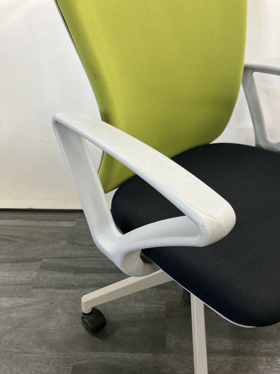 INABA/イナババルチェチェア 固定肘付バルチェチェア 商品画像9