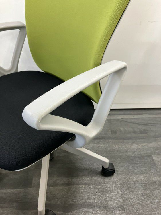 INABA/イナババルチェチェア 固定肘付バルチェチェア 商品画像10