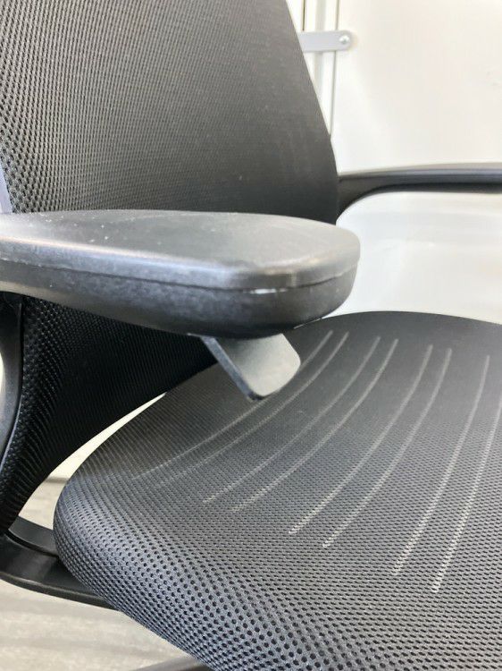 コクヨM4チェア 固定肘付M4チェア 商品画像6