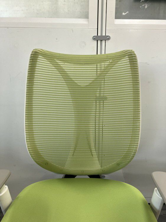 オカムラSabrina(サブリナ)シリーズ 可動肘付サブリナチェア 商品画像8