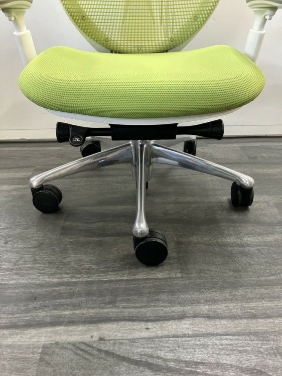 オカムラSabrina(サブリナ)シリーズ 可動肘付サブリナチェア 商品画像12