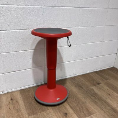 UPIS1（アップスツール） 昇降スツール 商品画像1