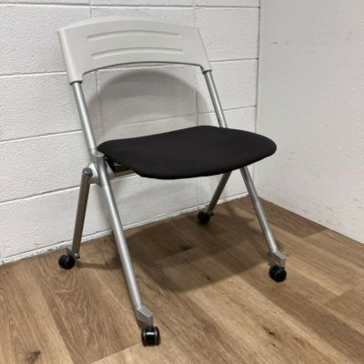 ナイキE404シリーズ ネスティングチェア 商品画像1