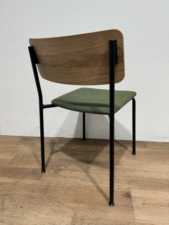 コクヨPlocka（プロッカ）シリーズ スタッキングチェア2脚セット 商品画像3