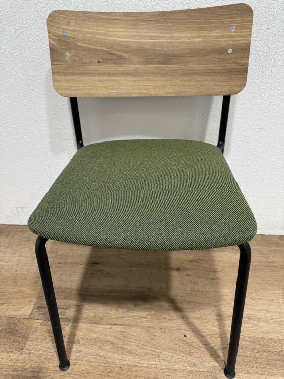 コクヨPlocka（プロッカ）シリーズ スタッキングチェア2脚セット 商品画像5