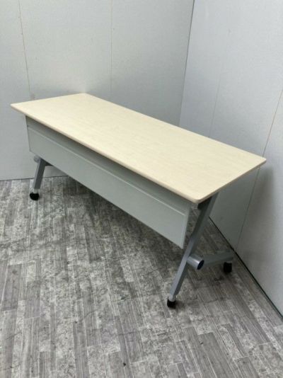 ライオンクルーク(QlloQ)シリーズ 1500サイドスタックテーブル 商品画像1