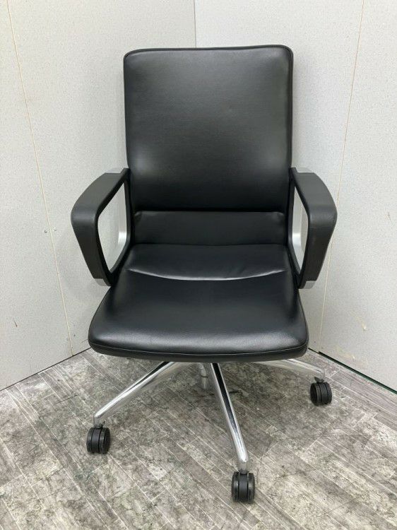 井上金庫固定肘付マネジメントチェア 商品画像2