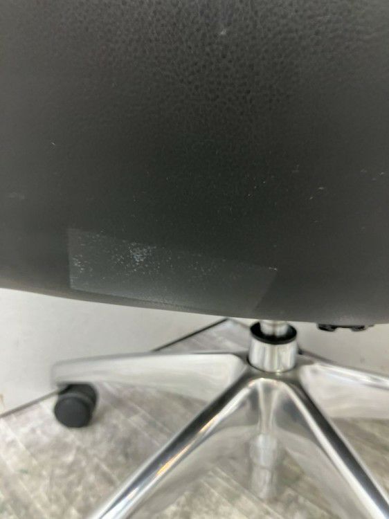 井上金庫固定肘付マネジメントチェア 商品画像8