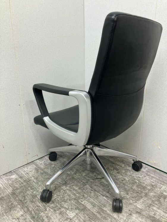 井上金庫固定肘付マネジメントチェア 商品画像9