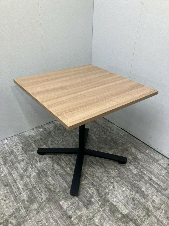 コクヨビエナ（VIENA）シリーズ 750角テーブル 商品画像1