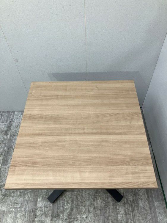 コクヨビエナ（VIENA）シリーズ 750角テーブル 商品画像3