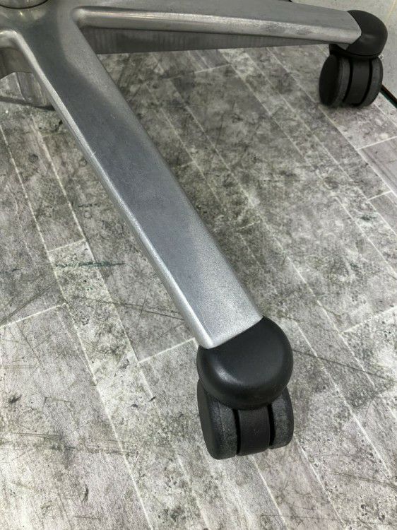 Wilkhahn（ウィルクハーン）モダス（Modus）チェア 固定肘付モダスチェア 商品画像7