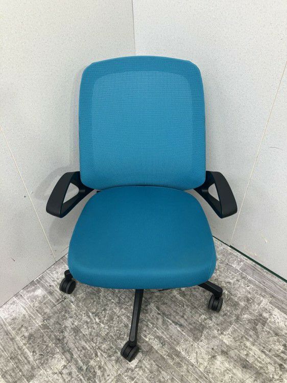 イトーキノート(nort)チェア 固定肘付ノートチェア 商品画像3