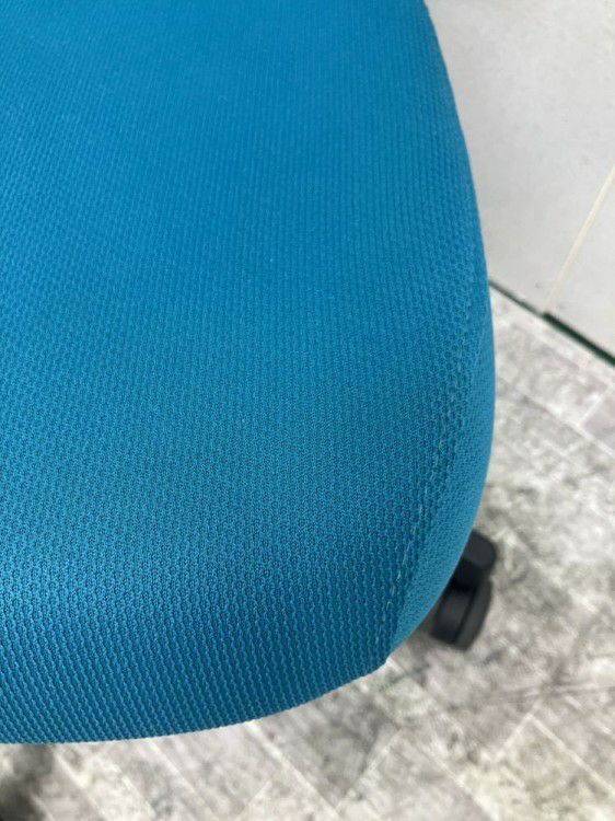 イトーキノート(nort)チェア 固定肘付ノートチェア 商品画像8