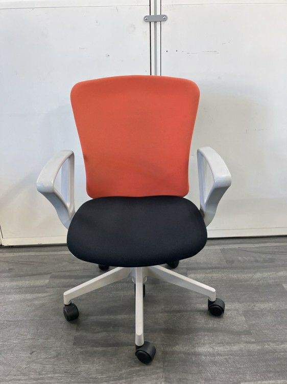 INABA/イナババルチェチェア 固定肘付バルチェチェア 商品画像2