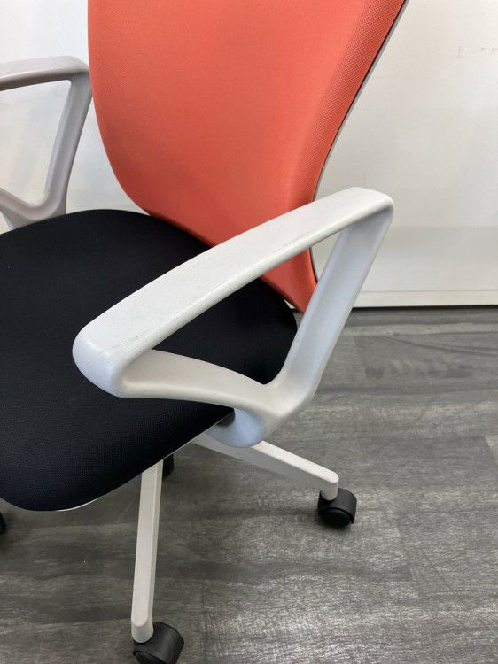 INABA/イナババルチェチェア 固定肘付バルチェチェア 商品画像10