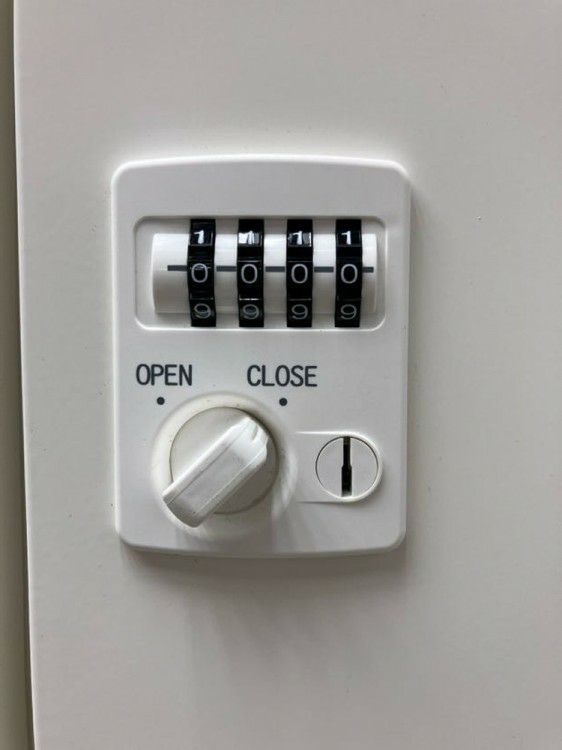 オカムラVILLAGE(ビラージュ)シリーズ 4人用パーソナルロッカー 商品画像2