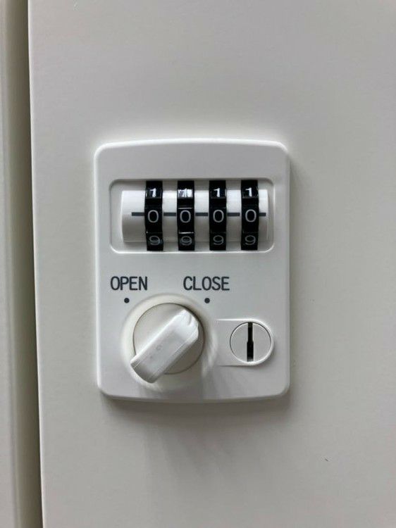 オカムラVILLAGE(ビラージュ)シリーズ 4人用パーソナルロッカー 商品画像2