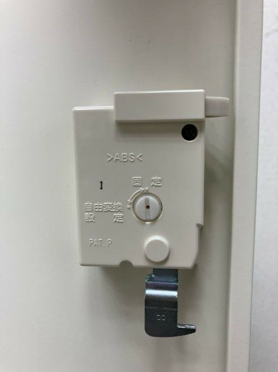 オカムラVILLAGE(ビラージュ)シリーズ 4人用パーソナルロッカー 商品画像3