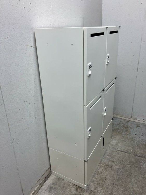 オカムラVILLAGE(ビラージュ)シリーズ 4人用パーソナルロッカー 商品画像7