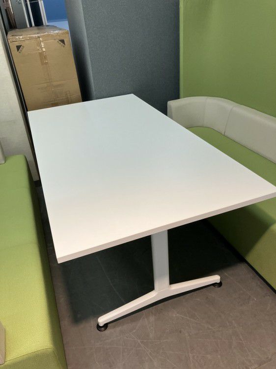 コクヨbrackets(ブラケッツ)シリーズ　コクヨ 6人用ミーティングブースセット 商品画像14