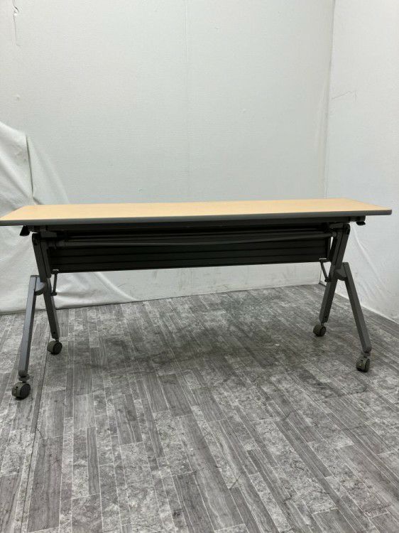 イトーキスレントシリーズ 1500サイドスタックテーブル 商品画像5