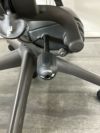 HermanMiller（ハーマンミラー）アーロンチェア 可動肘付アーロンチェア 商品画像11