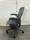 HermanMiller（ハーマンミラー）アーロンチェア 可動肘付アーロンチェア 商品画像3
