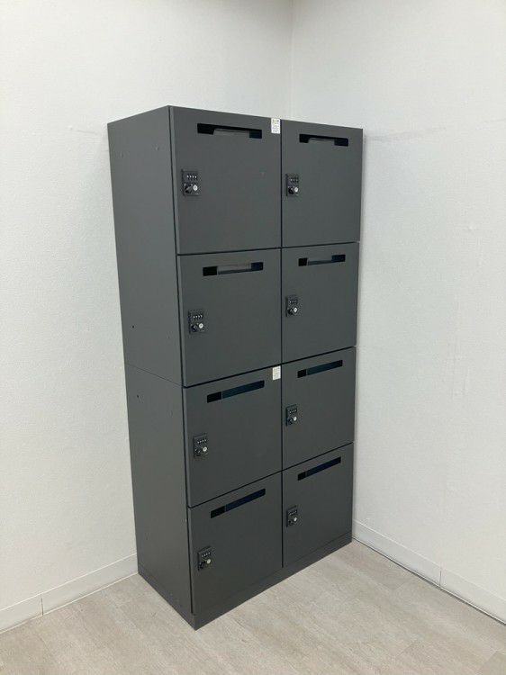 イトーキサフィシリーズ 8人用パーソナルロッカー 商品画像3