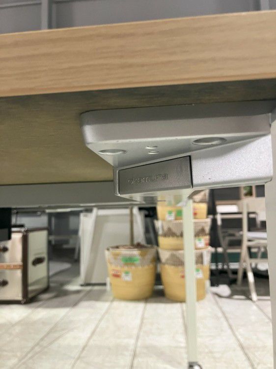 オカムラAption Free(アプションフリー)シリーズ 1200ワークテーブル 商品画像8