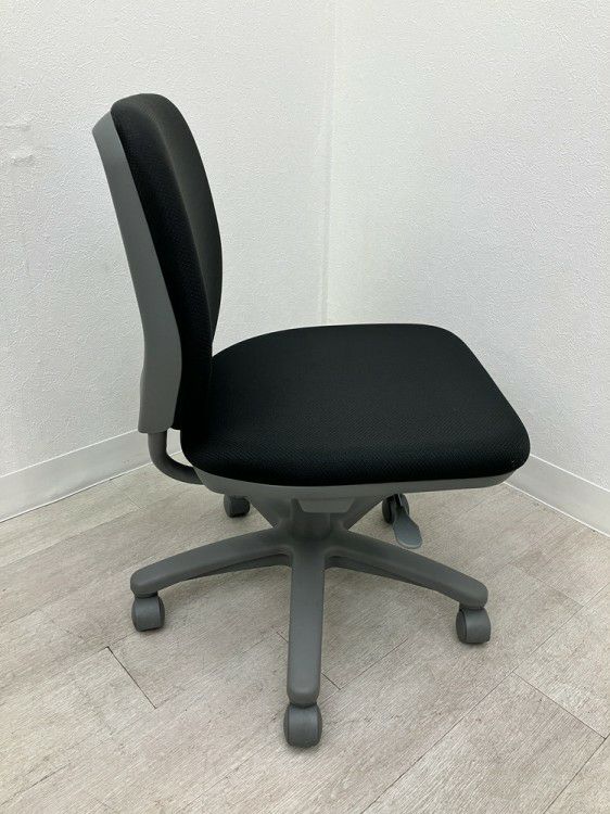 オカムラVC1チェア 商品画像3