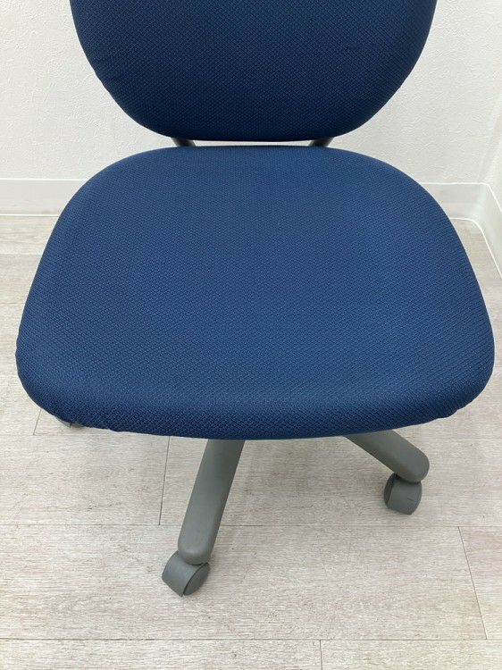 オカムラVC1チェア 商品画像6