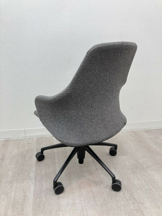 オカムラエモルトシリーズ ミーティングチェア 商品画像11