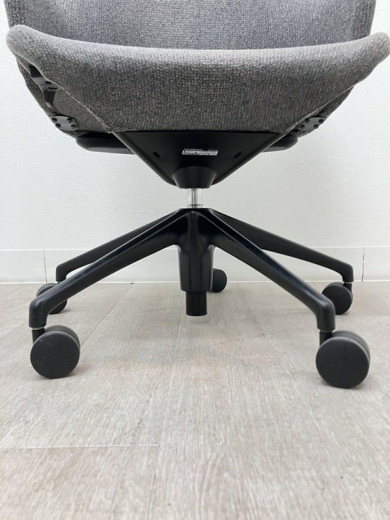オカムラエモルトシリーズ ミーティングチェア 商品画像12